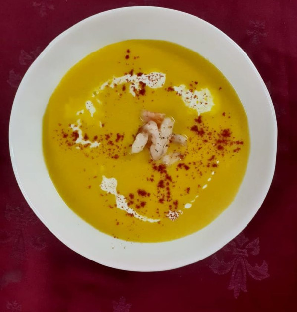 Суп-пюре тыквенный с креветками